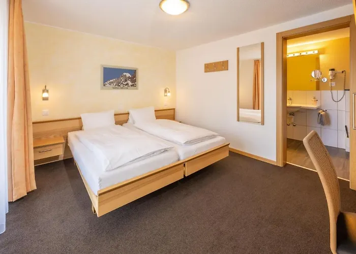 Hotel Aktiv & Hannigalp 3*