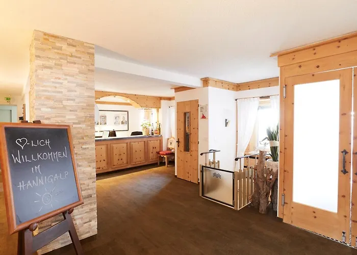 Hotel Aktiv & Hannigalp 3*