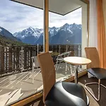 Aktiv & Hannigalp Hotel 3*