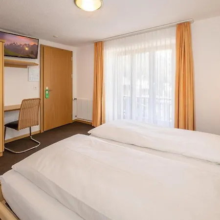 Hotel Aktiv & Hannigalp 3*