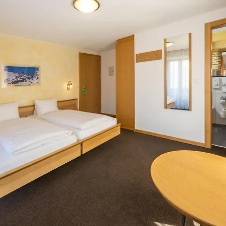 Aktiv & Hannigalp Hotel 3*